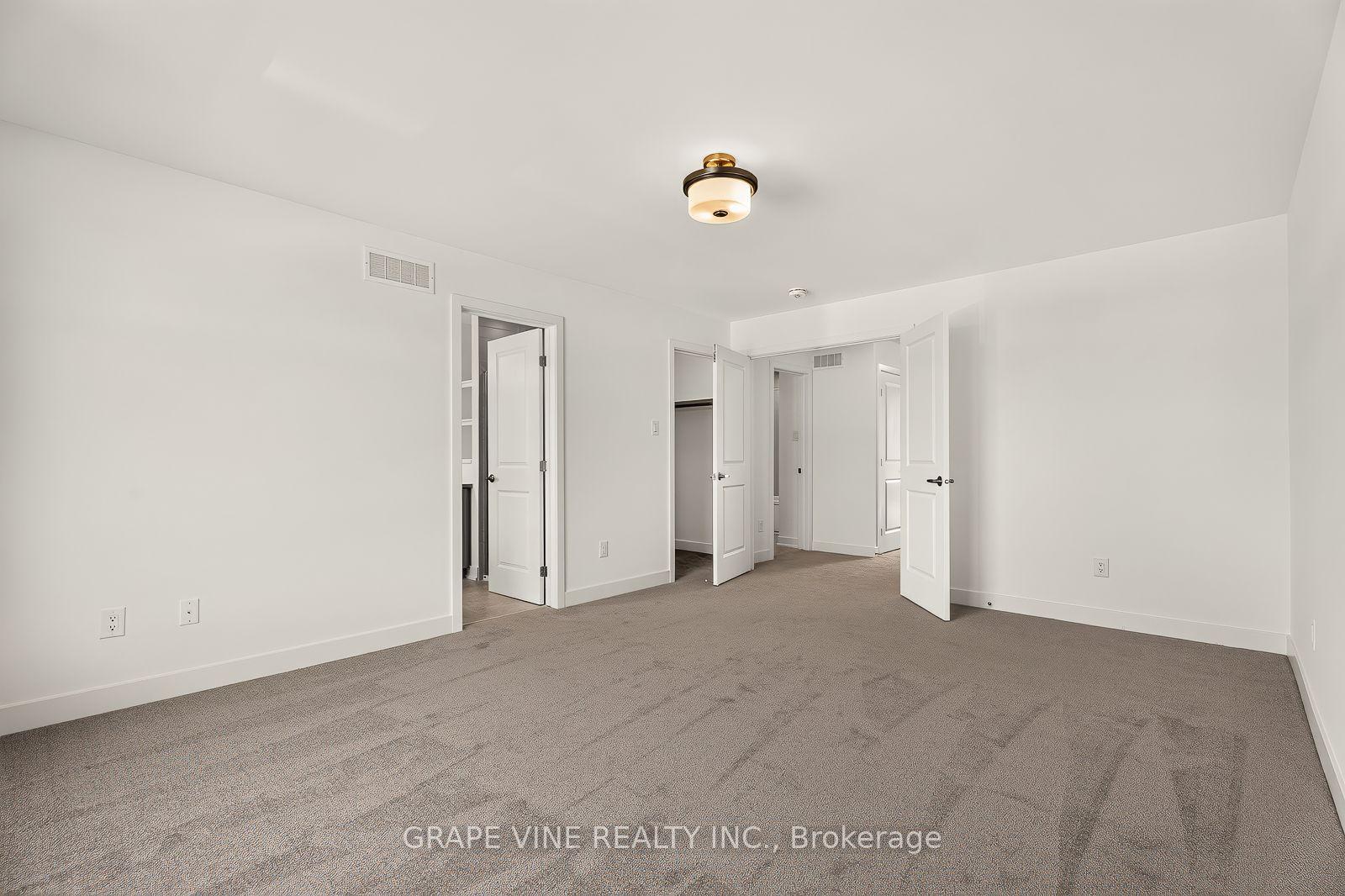 Photo 20 of 76 San Felice Circle, Ottawa, Kanata - Emerald Meadows/Trailwest — HOMEH