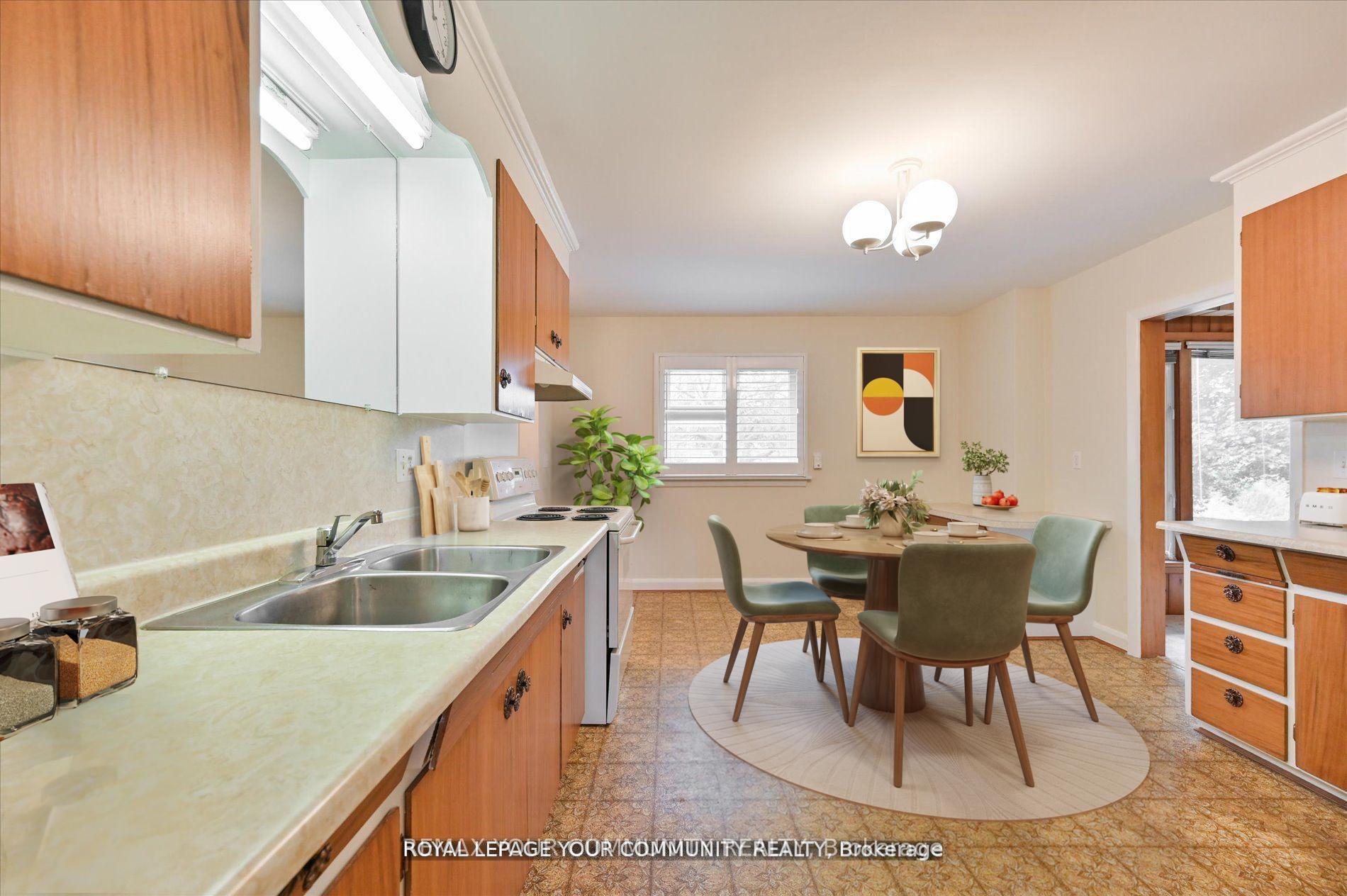 Photo 10 of 6162 Highway 9, King, Schomberg — HOMEH
