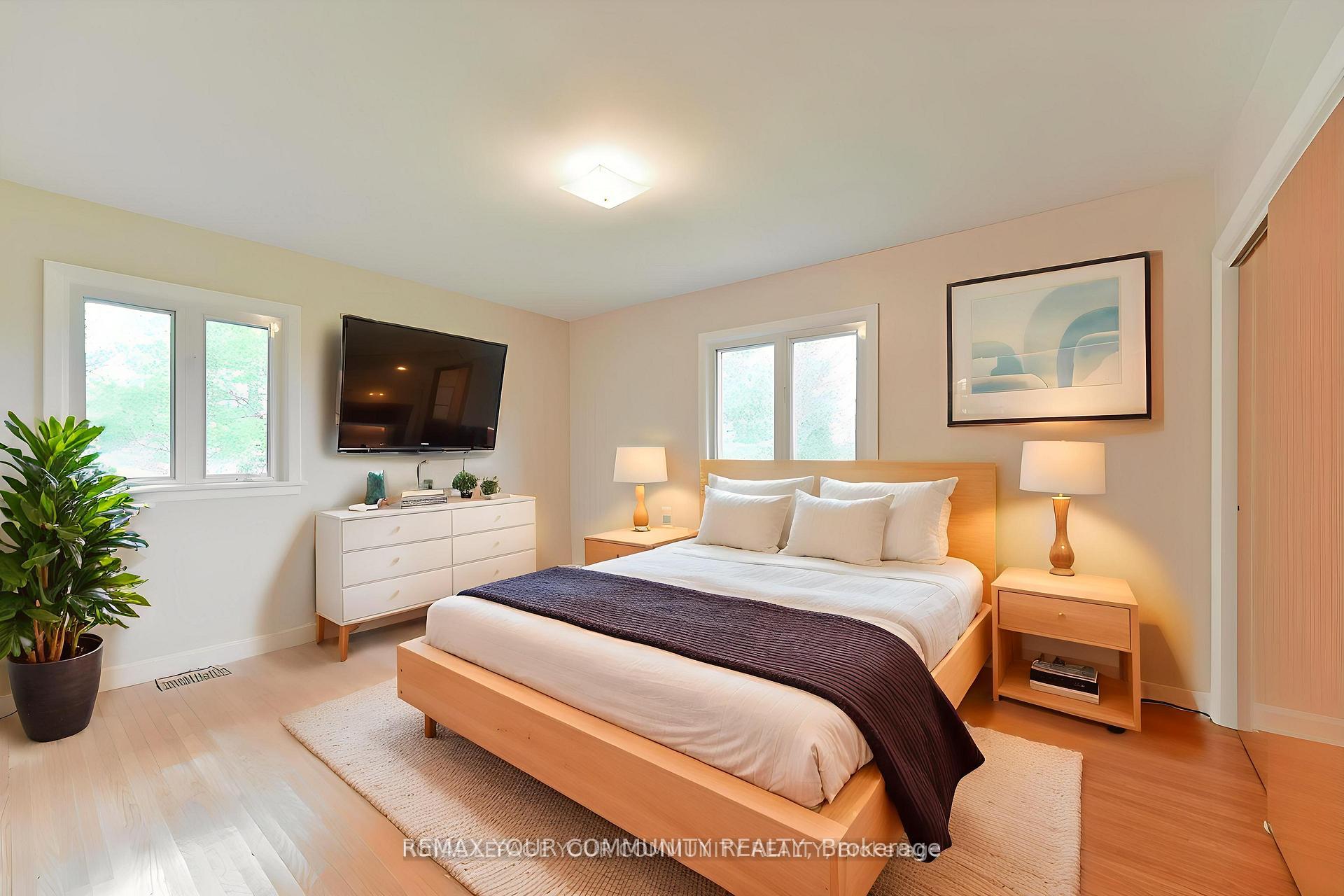 Photo 15 of 6162 Highway 9, King, Schomberg — HOMEH