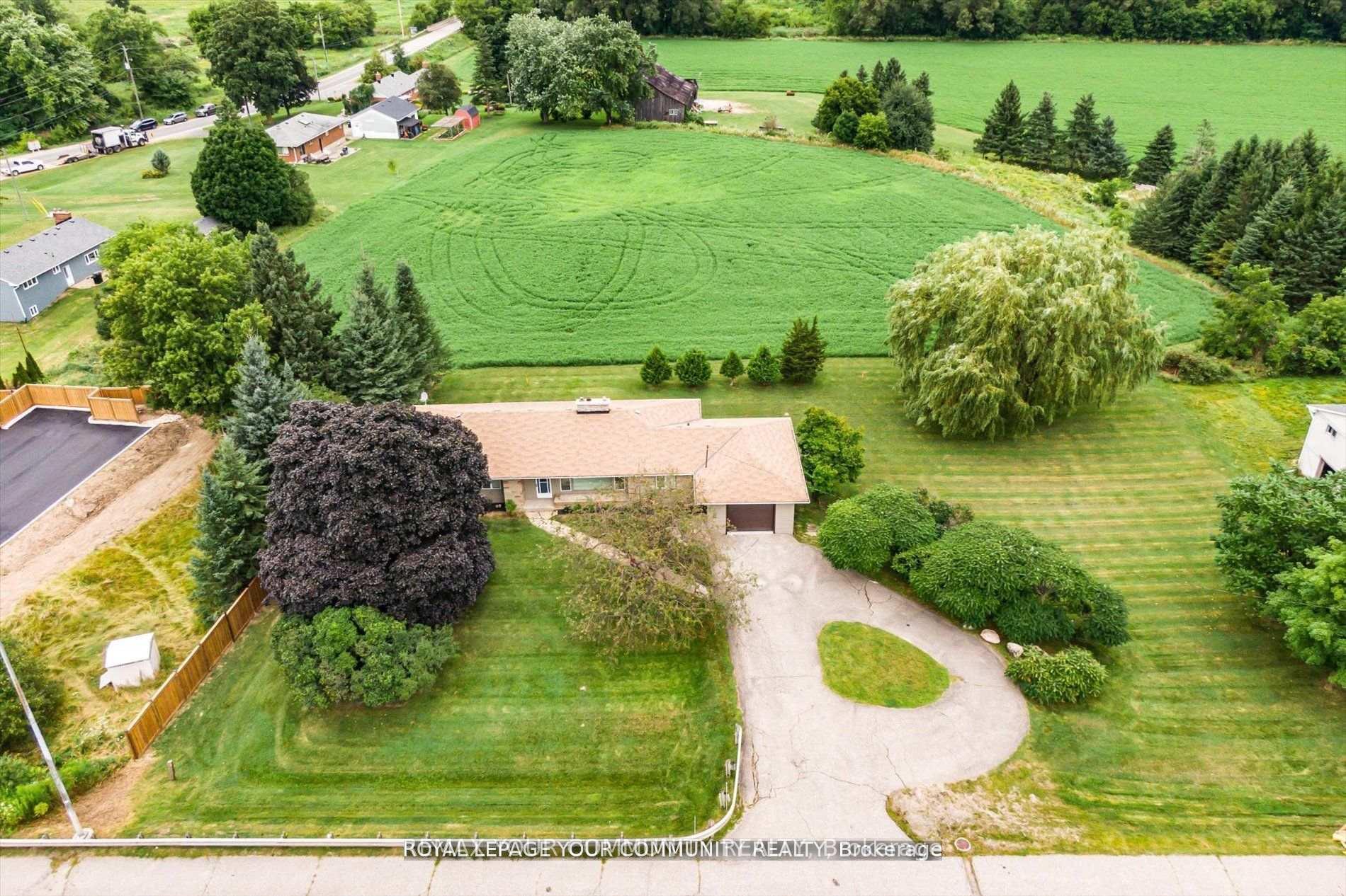 Photo 22 of 6162 Highway 9, King, Schomberg — HOMEH