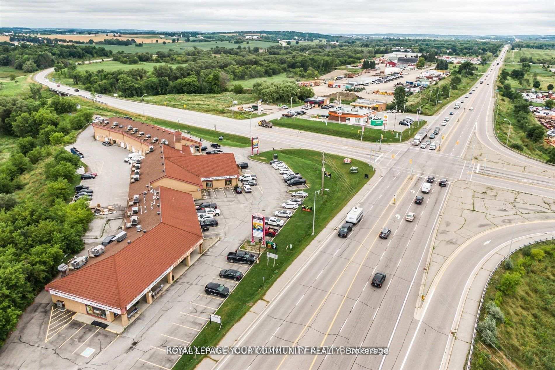 Photo 25 of 6162 Highway 9, King, Schomberg — HOMEH