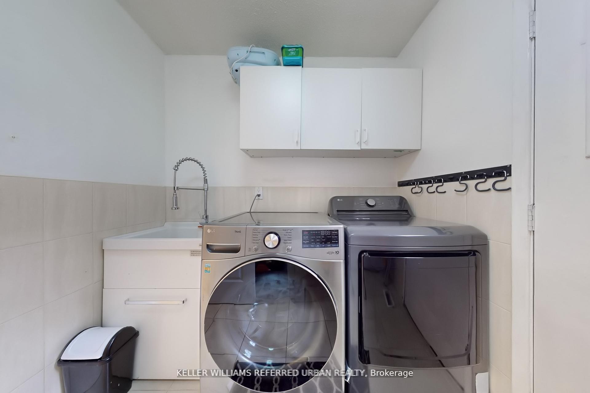 Photo 13 of 158 Walton Drive, Aurora, Aurora Village — HOMEH