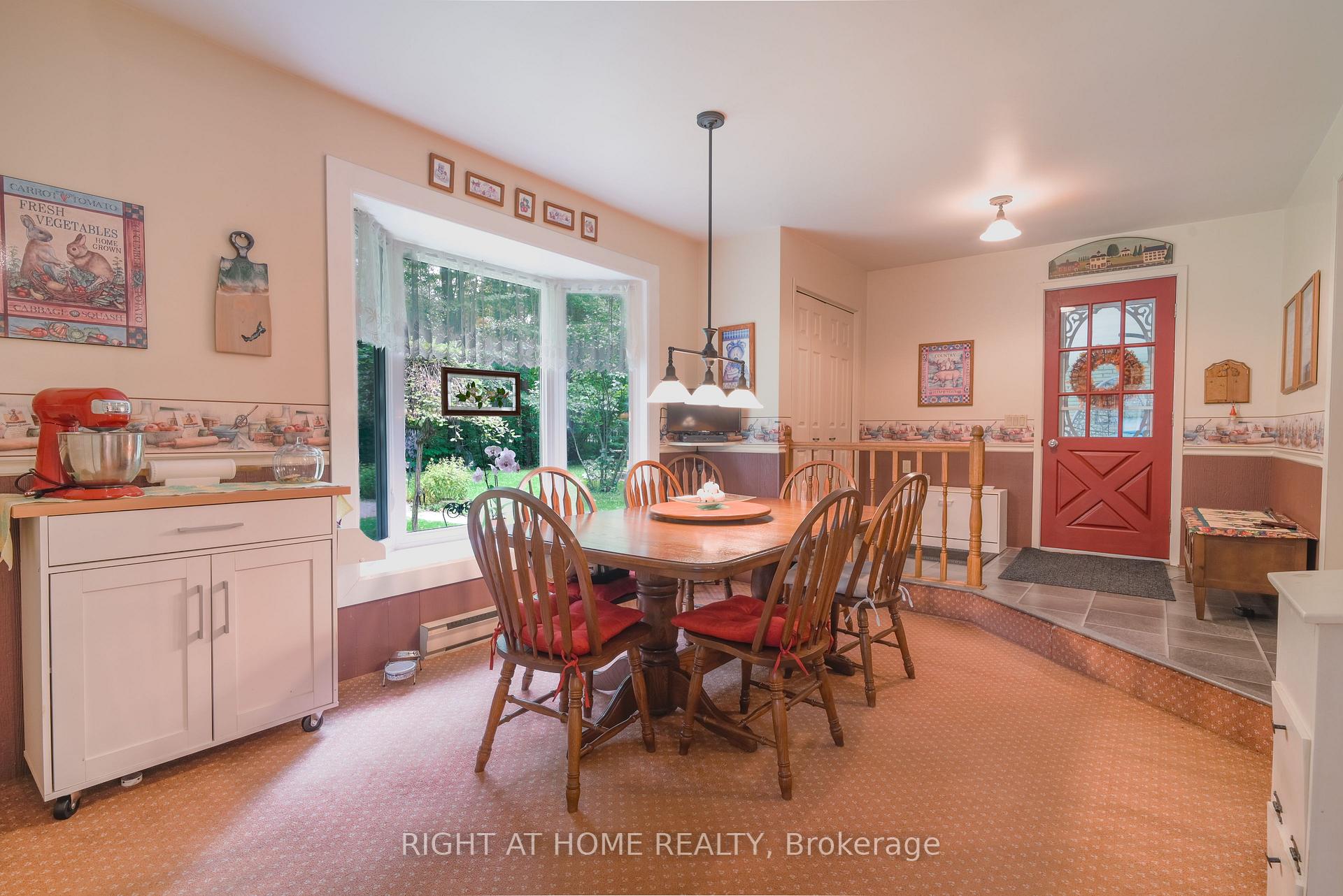 Photo 10 of 1602 County 92 Road, Springwater, Rural Springwater — HOMEH
