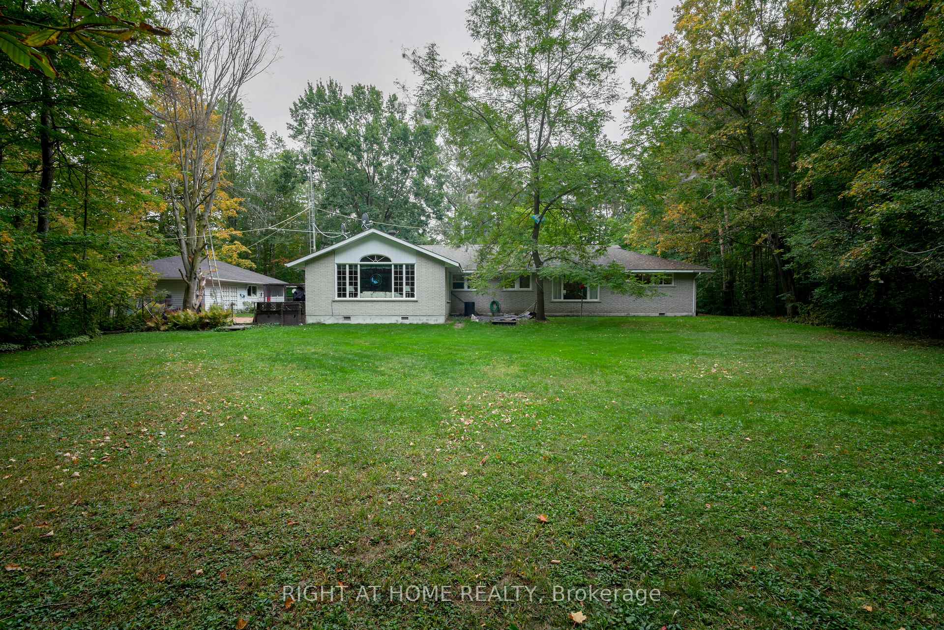 Photo 65 of 1602 County 92 Road, Springwater, Rural Springwater — HOMEH