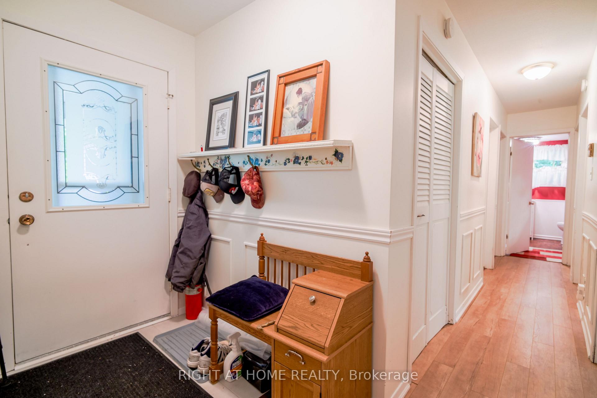 Photo 18 of 1602 County 92 Road, Springwater, Rural Springwater — HOMEH