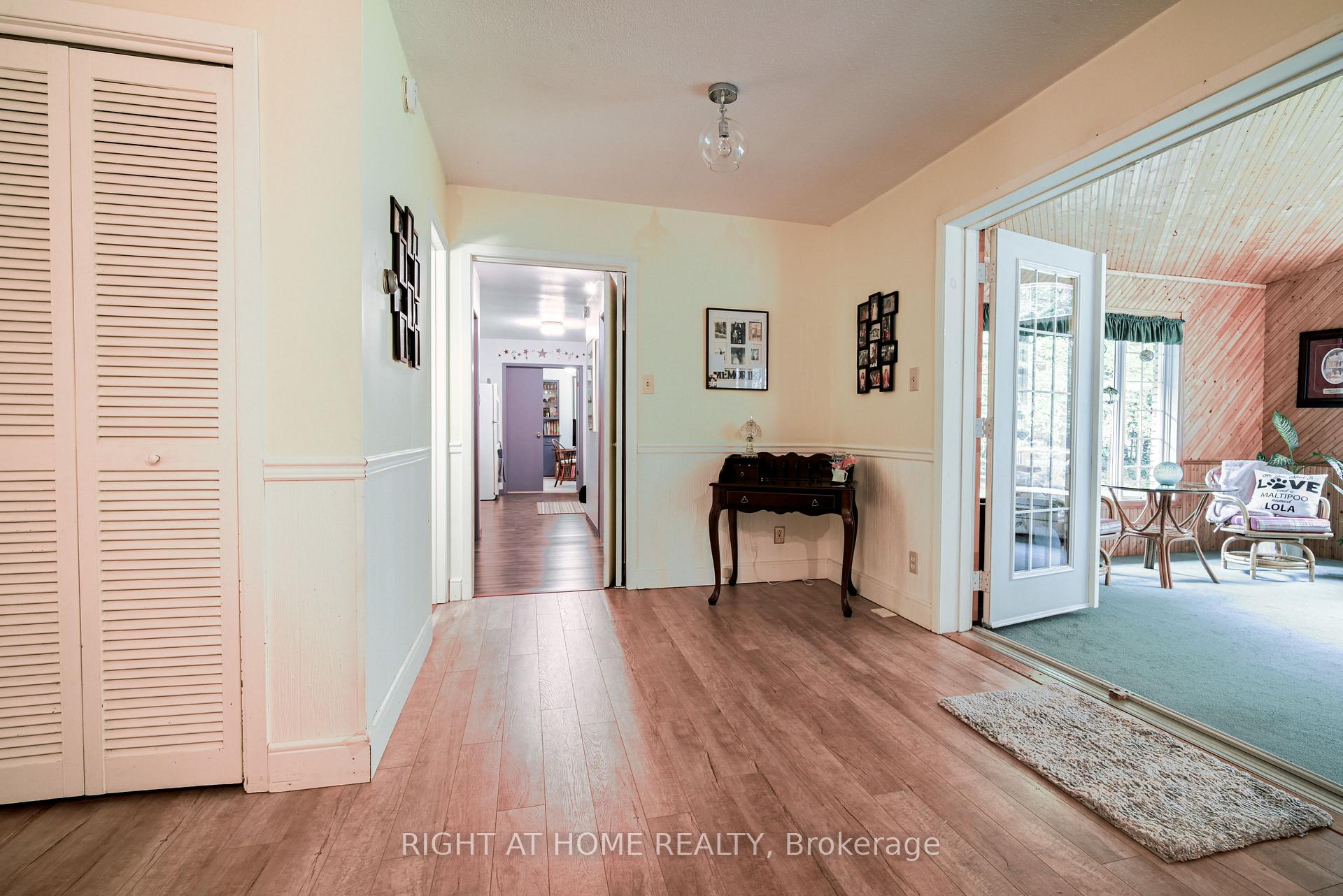 Photo 32 of 1602 County 92 Road, Springwater, Rural Springwater — HOMEH