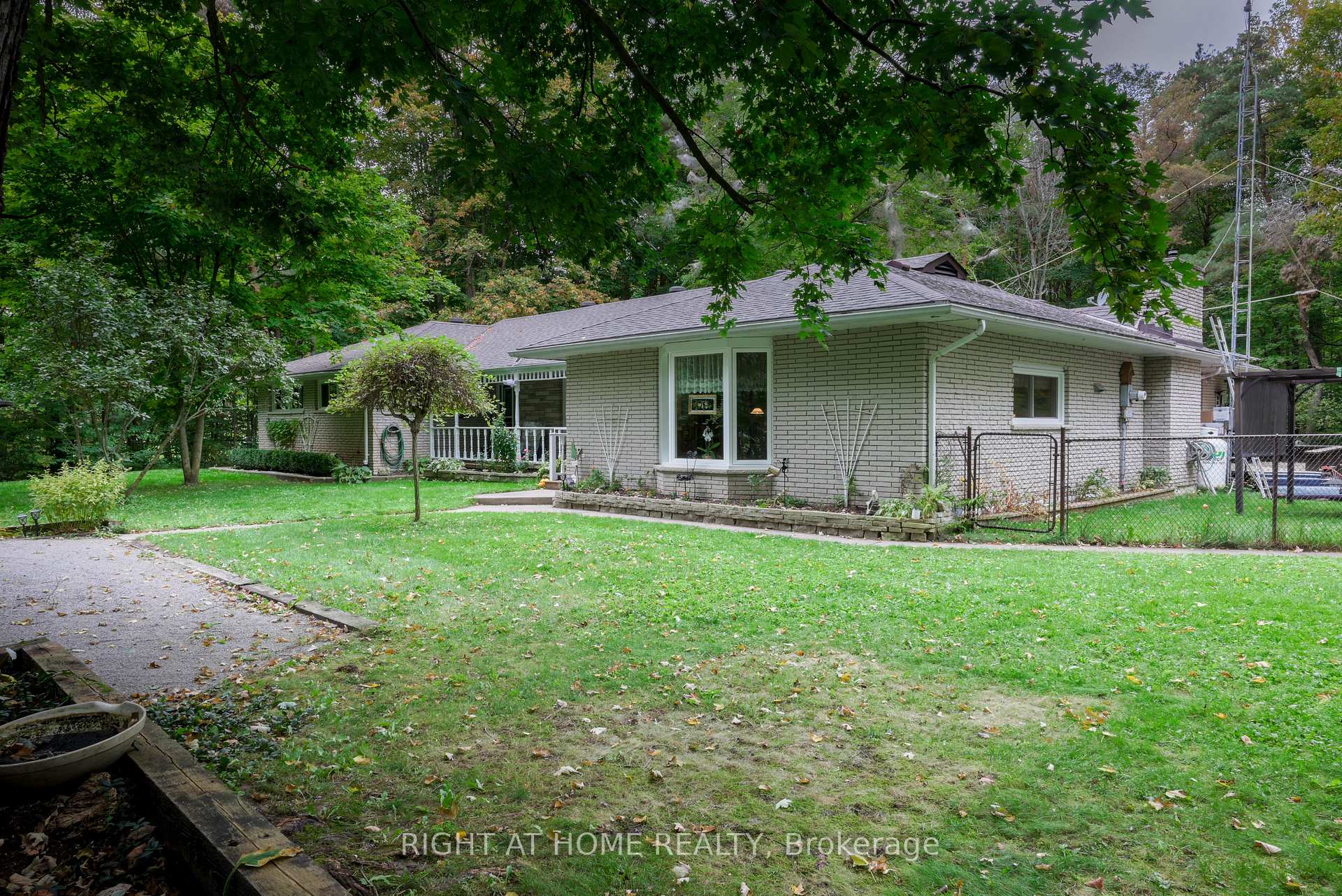 Photo 61 of 1602 County 92 Road, Springwater, Rural Springwater — HOMEH