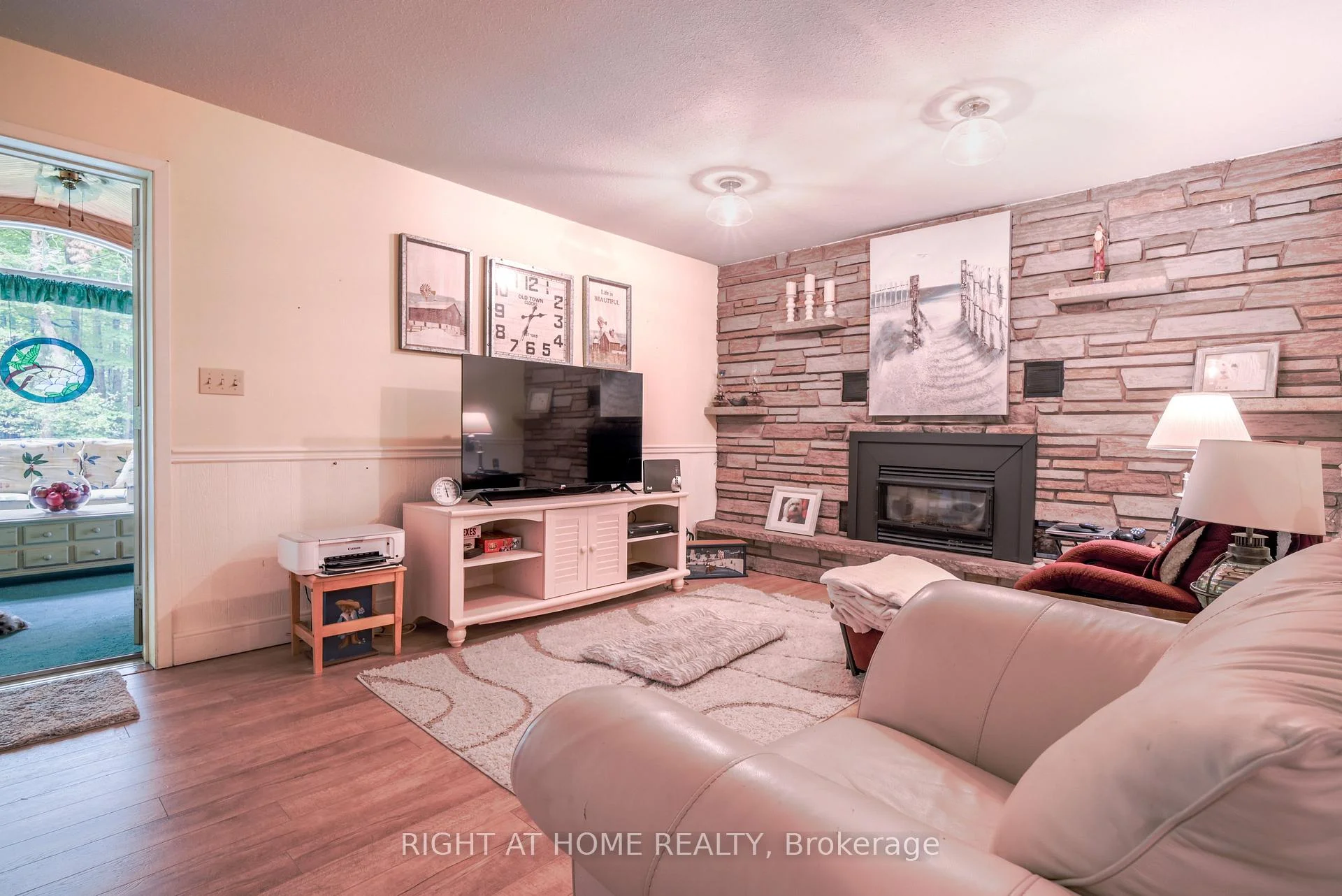 Photo 57 of 1602 County 92 Road, Springwater, Rural Springwater — HOMEH