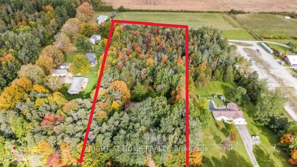 Photo 4 of 1602 County 92 Road, Springwater, Rural Springwater — HOMEH
