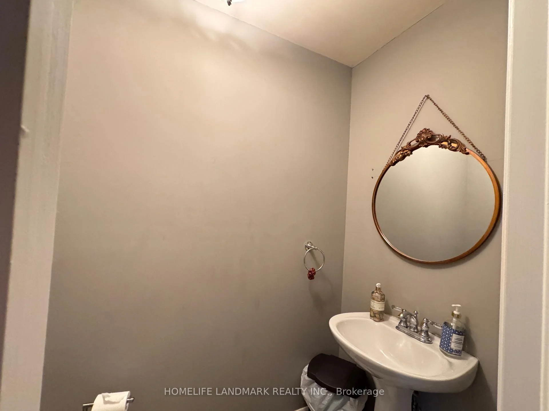 Photo 8 of 1 Hill Court, Barrie, Bayshore — HOMEH
