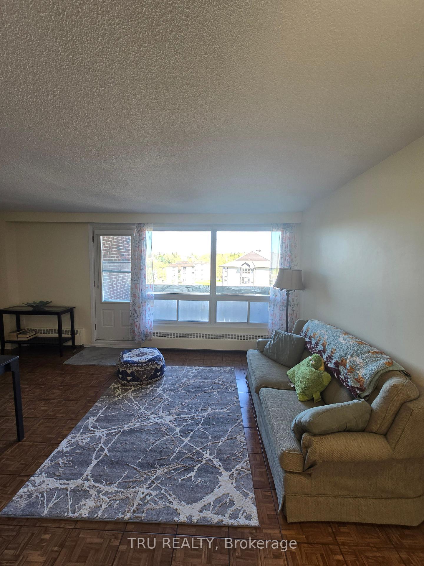 Photo 6 of Unit 507, 915 Elmsmere Road, Ottawa, Beacon Hill South — HOMEH