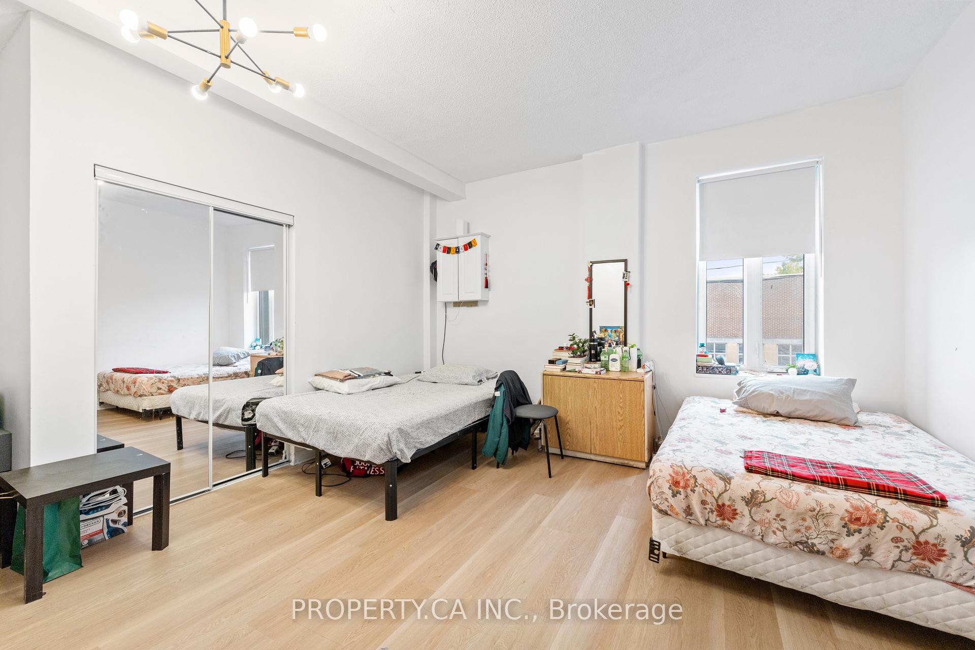 Photo 8 of Unit #Upper, 1080 Dovercourt Road, Toronto, Dovercourt-Wallace Emerson-Junction — HOMEH