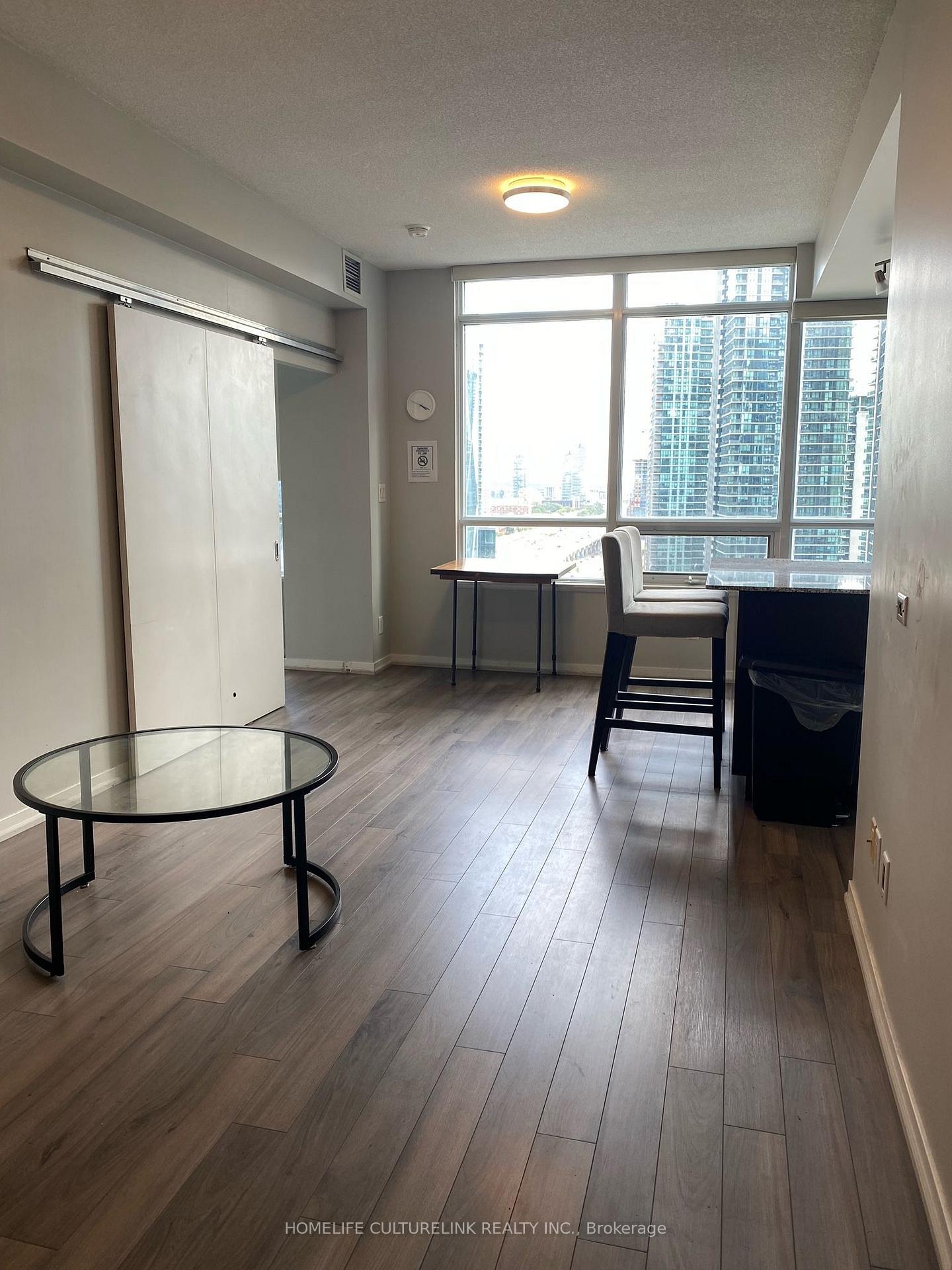 Photo 2 of Unit 1604, 55 Bremner Boulevard, Toronto, Waterfront Communities — HOMEH