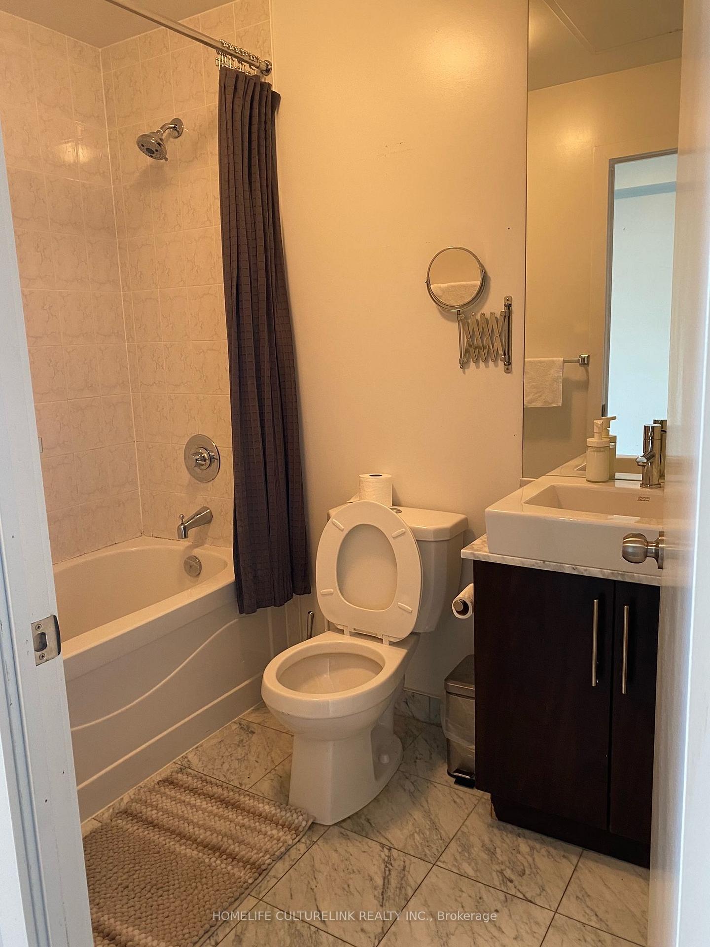 Photo 7 of Unit 1604, 55 Bremner Boulevard, Toronto, Waterfront Communities — HOMEH