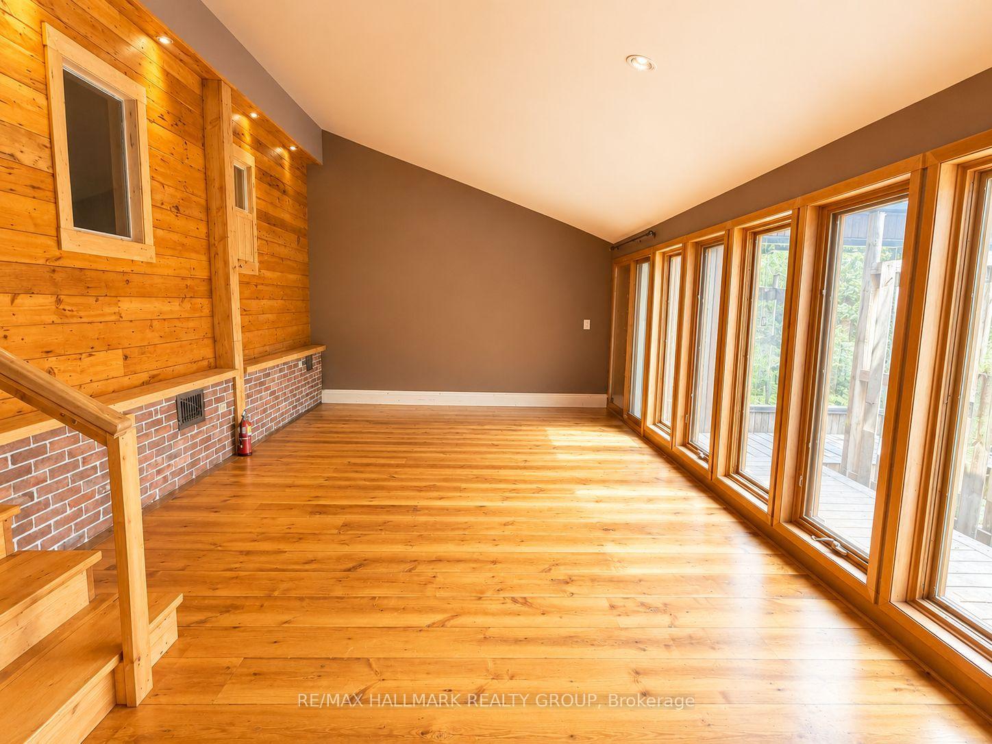 Photo 10 of 3565 Albion Road, Ottawa, Sawmill Creek/Timbermill — HOMEH
