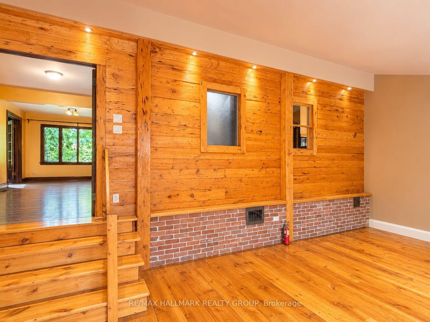 Photo 11 of 3565 Albion Road, Ottawa, Sawmill Creek/Timbermill — HOMEH