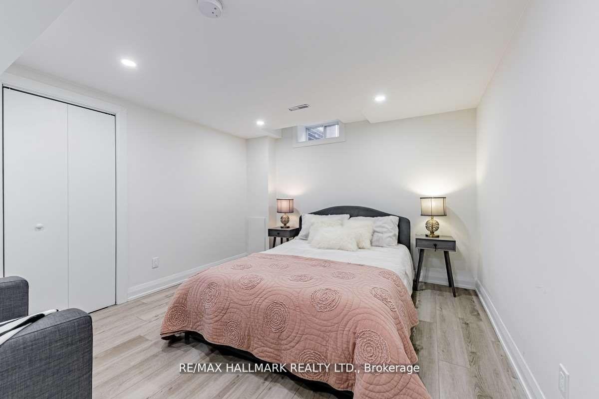 Photo 8 of Unit BSMT, 71 Crystal Drive, Richmond Hill, Mill Pond — HOMEH