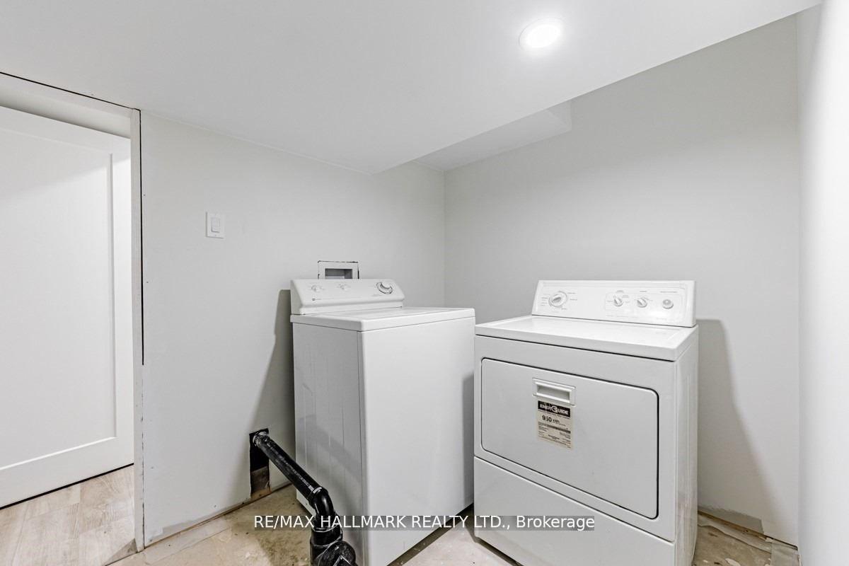 Photo 10 of Unit BSMT, 71 Crystal Drive, Richmond Hill, Mill Pond — HOMEH