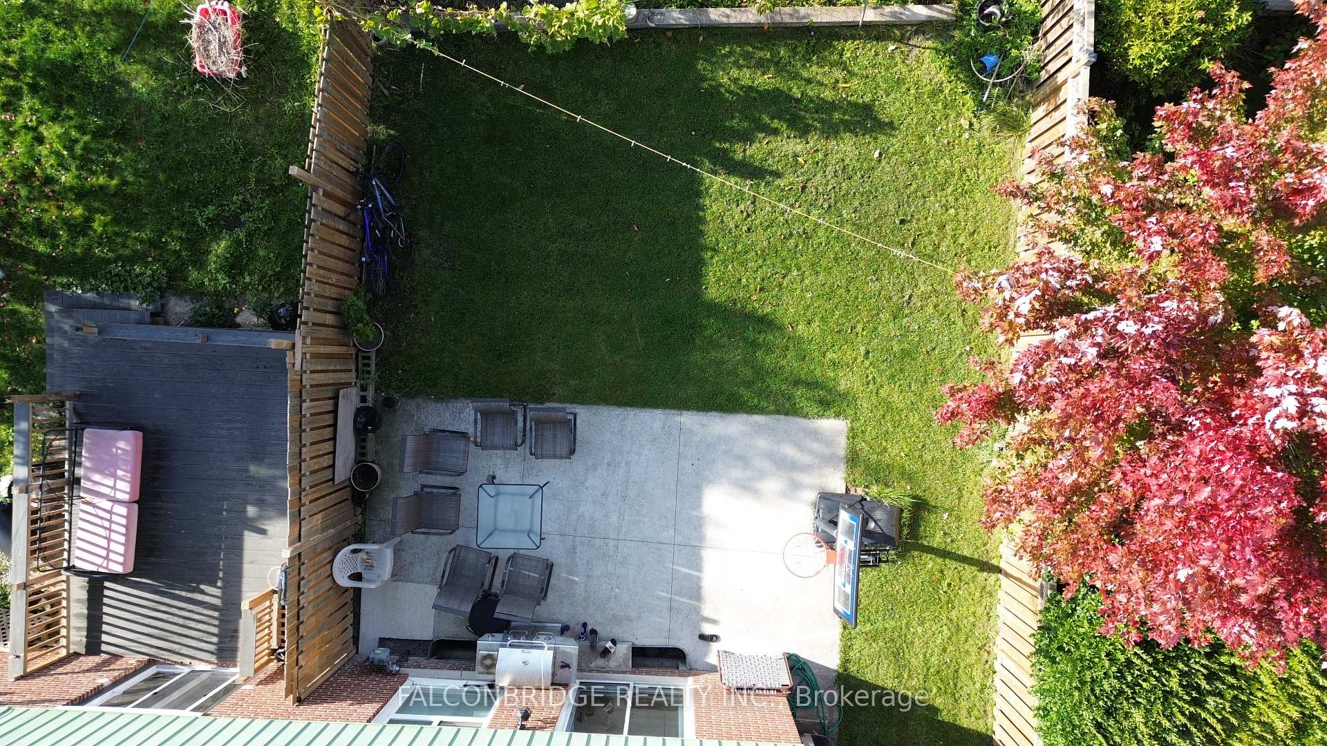 Photo 7 of 7512 Wildfern Drive, Mississauga, Malton — HOMEH