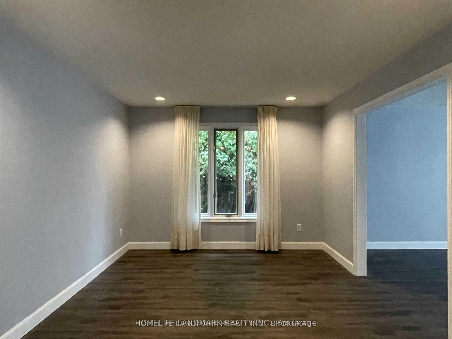 Photo 11 of Unit Upper, 2 Gibbon Drive, Barrie, Letitia Heights — HOMEH