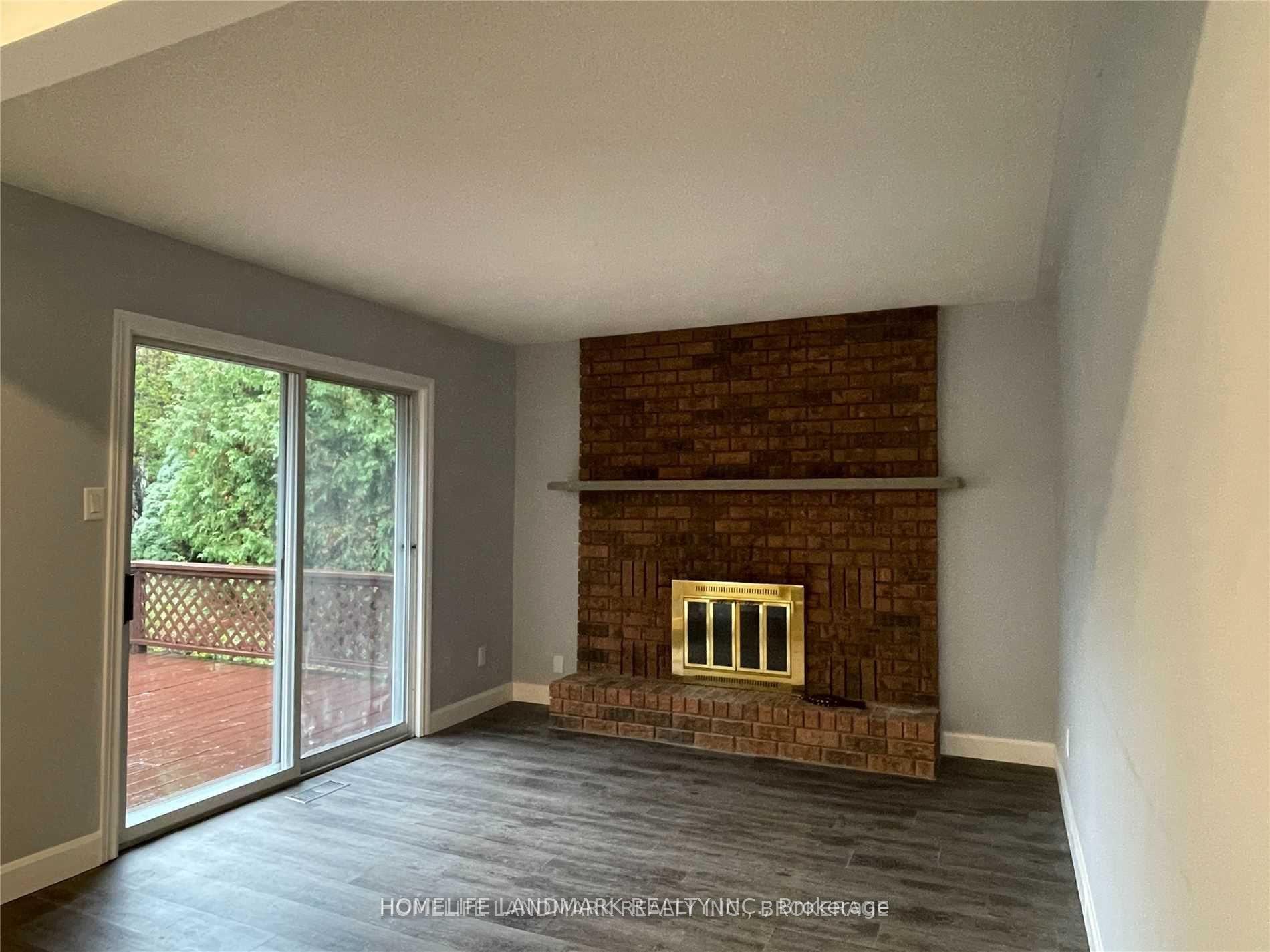 Photo 12 of Unit Upper, 2 Gibbon Drive, Barrie, Letitia Heights — HOMEH