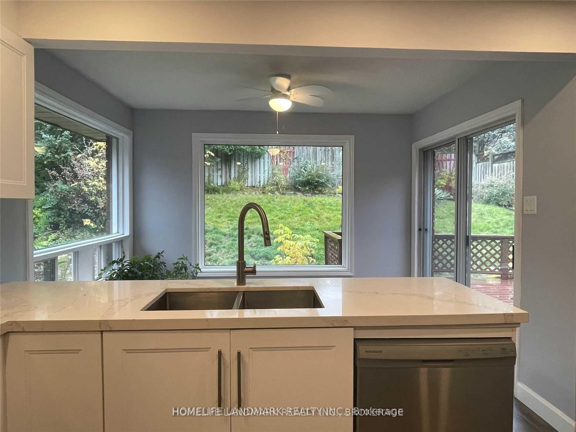 Photo 15 of Unit Upper, 2 Gibbon Drive, Barrie, Letitia Heights — HOMEH