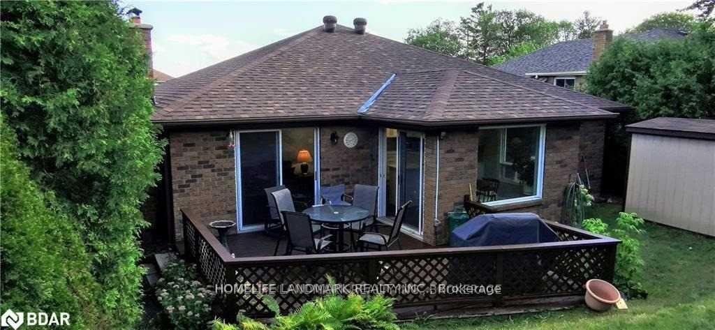 Photo 16 of Unit Upper, 2 Gibbon Drive, Barrie, Letitia Heights — HOMEH