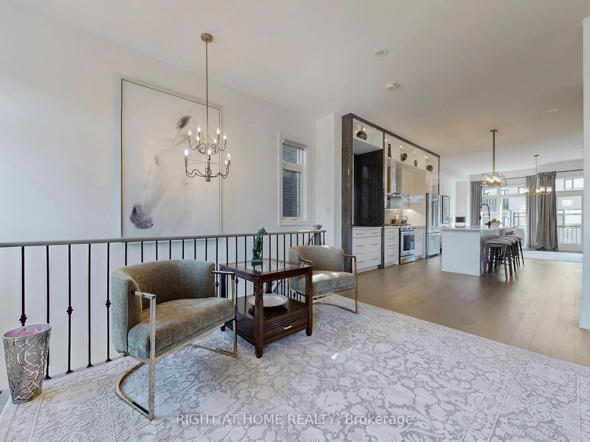 Photo 11 of 163 Lebovic Campus Drive, Vaughan, Patterson — HOMEH