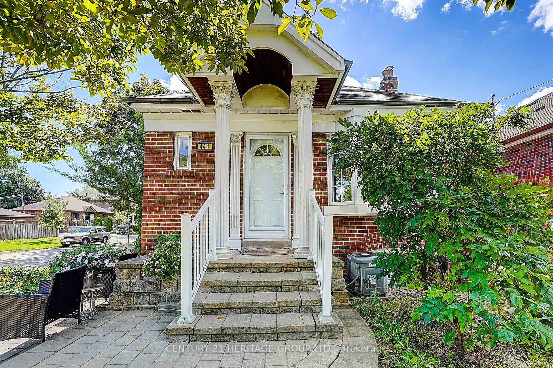 Front of Unit Main Floor Only, 441 Rimilton Avenue