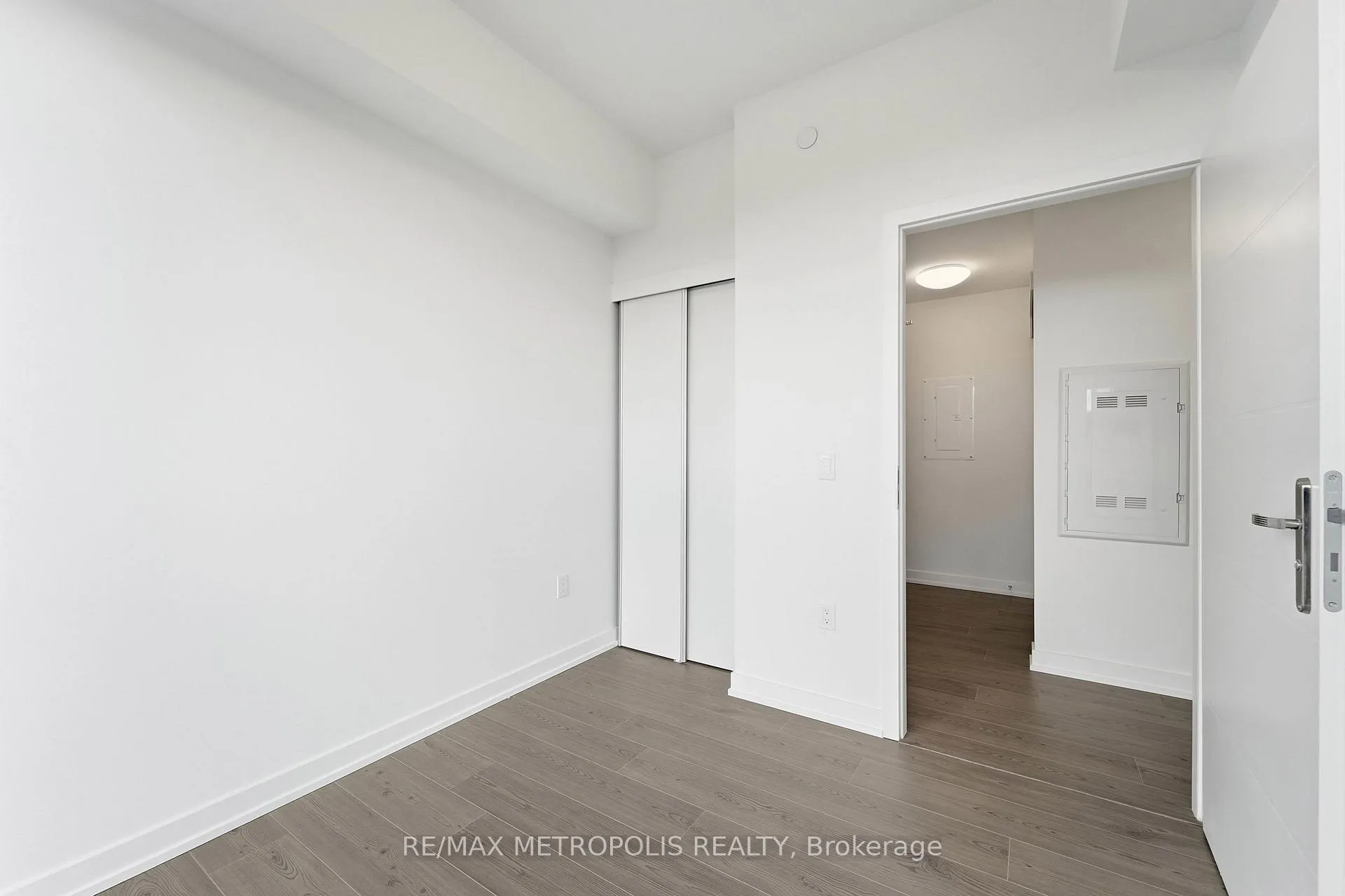 Photo 9 of Unit 3709, 30 Francis Street, Kitchener, City Commercial Core — HOMEH
