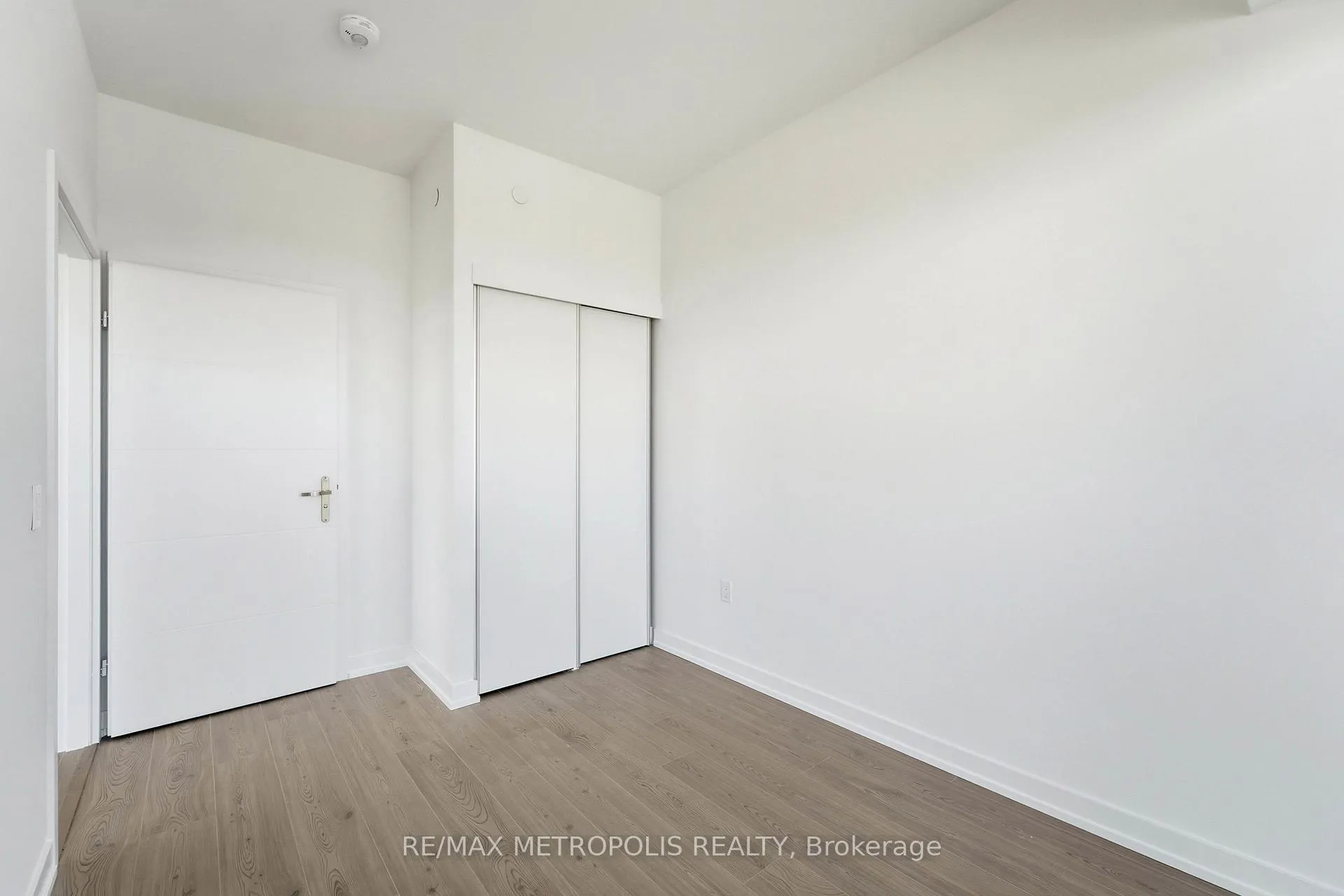 Photo 11 of Unit 3709, 30 Francis Street, Kitchener, City Commercial Core — HOMEH