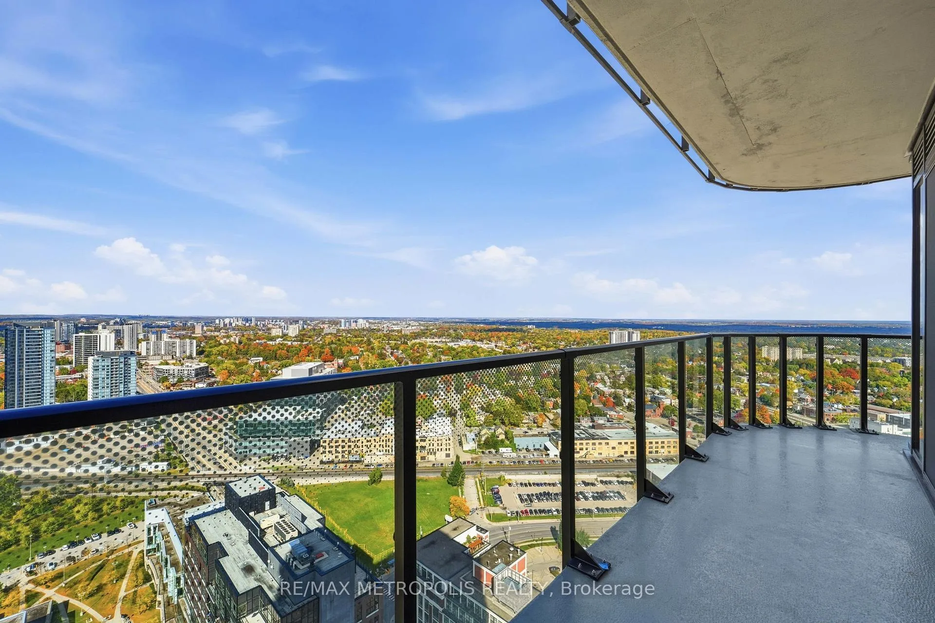 Photo 14 of Unit 3709, 30 Francis Street, Kitchener, City Commercial Core — HOMEH