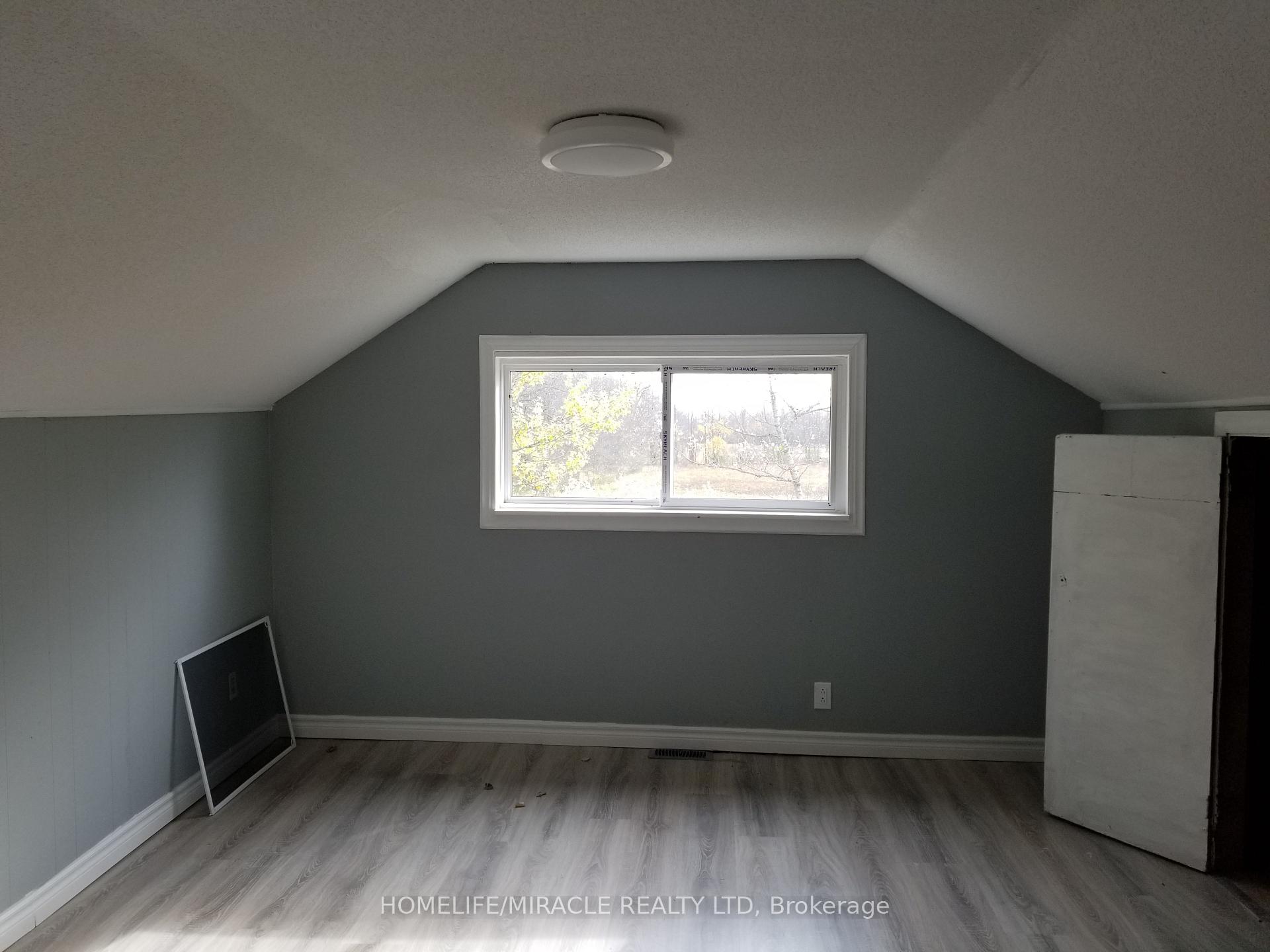 Photo 5 of 2019 Hamilton Road, Quinte West, Sidney Ward — HOMEH
