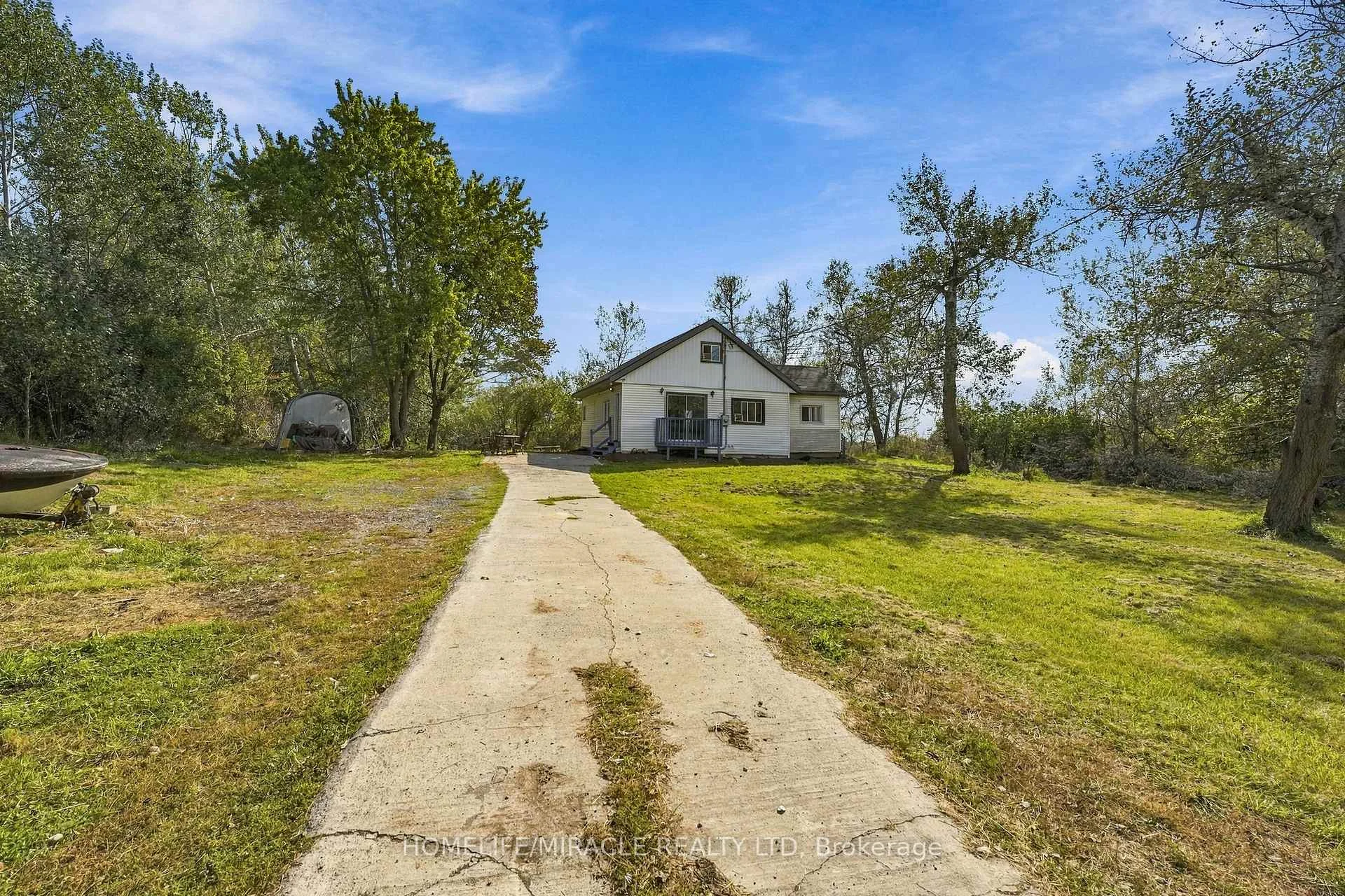 Photo 18 of 2019 Hamilton Road, Quinte West, Sidney Ward — HOMEH