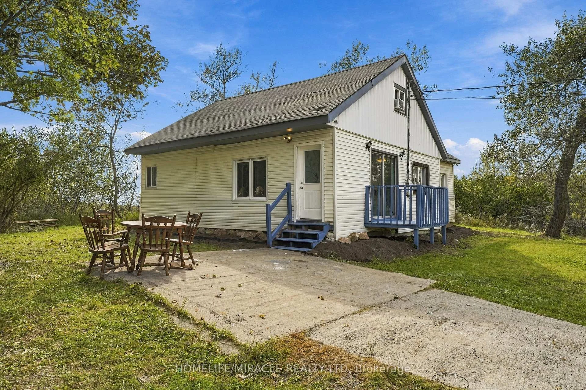 Photo 20 of 2019 Hamilton Road, Quinte West, Sidney Ward — HOMEH