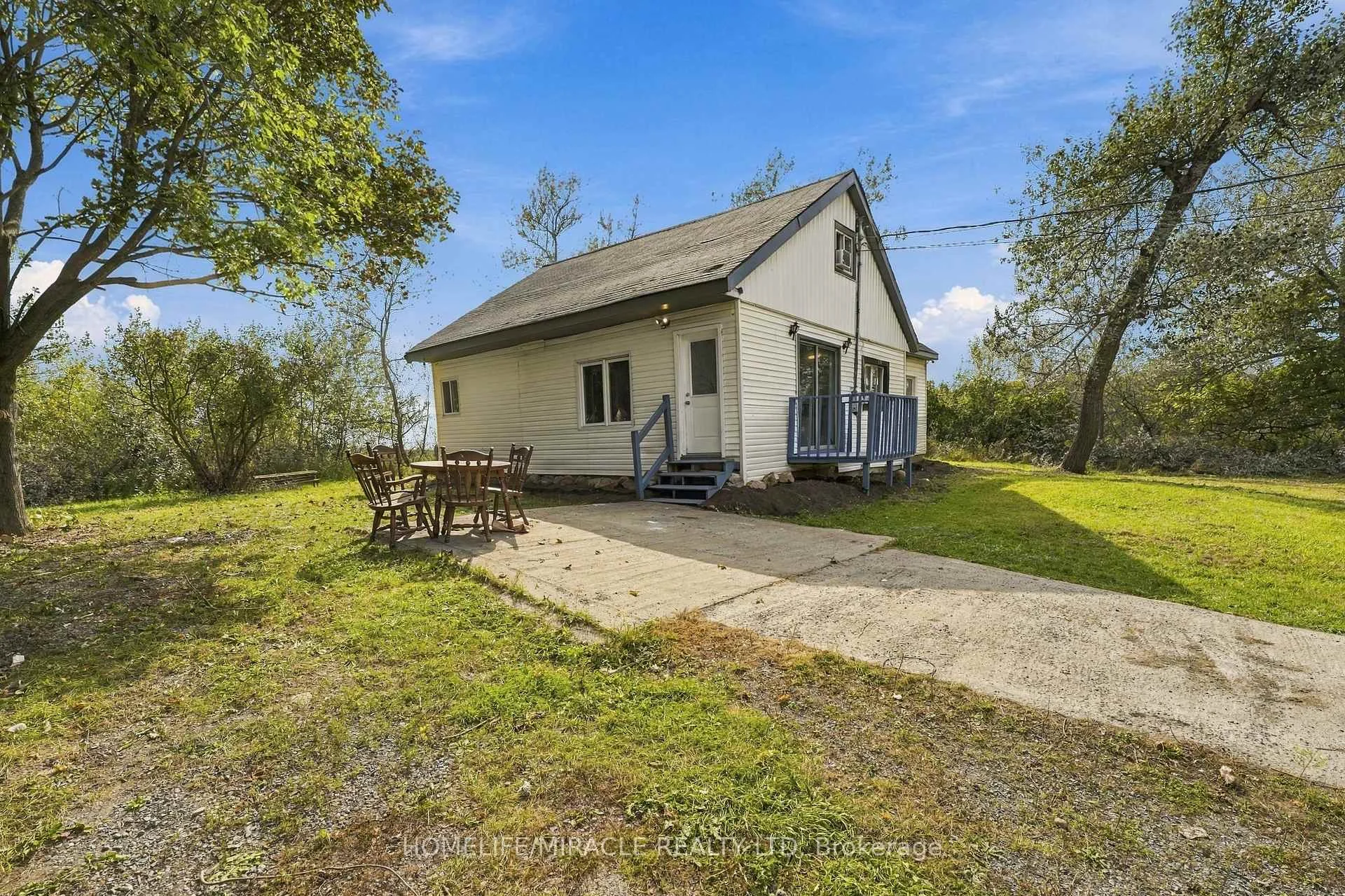 Photo 21 of 2019 Hamilton Road, Quinte West, Sidney Ward — HOMEH