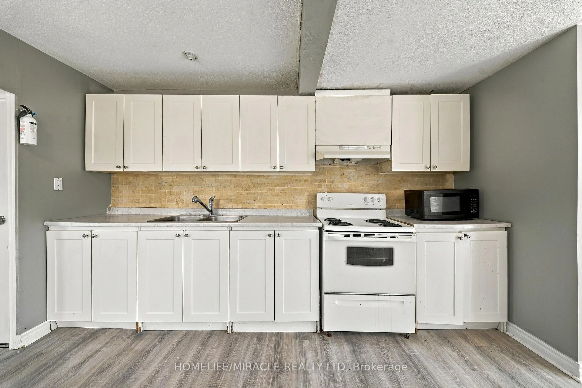 Photo 34 of 2019 Hamilton Road, Quinte West, Sidney Ward — HOMEH