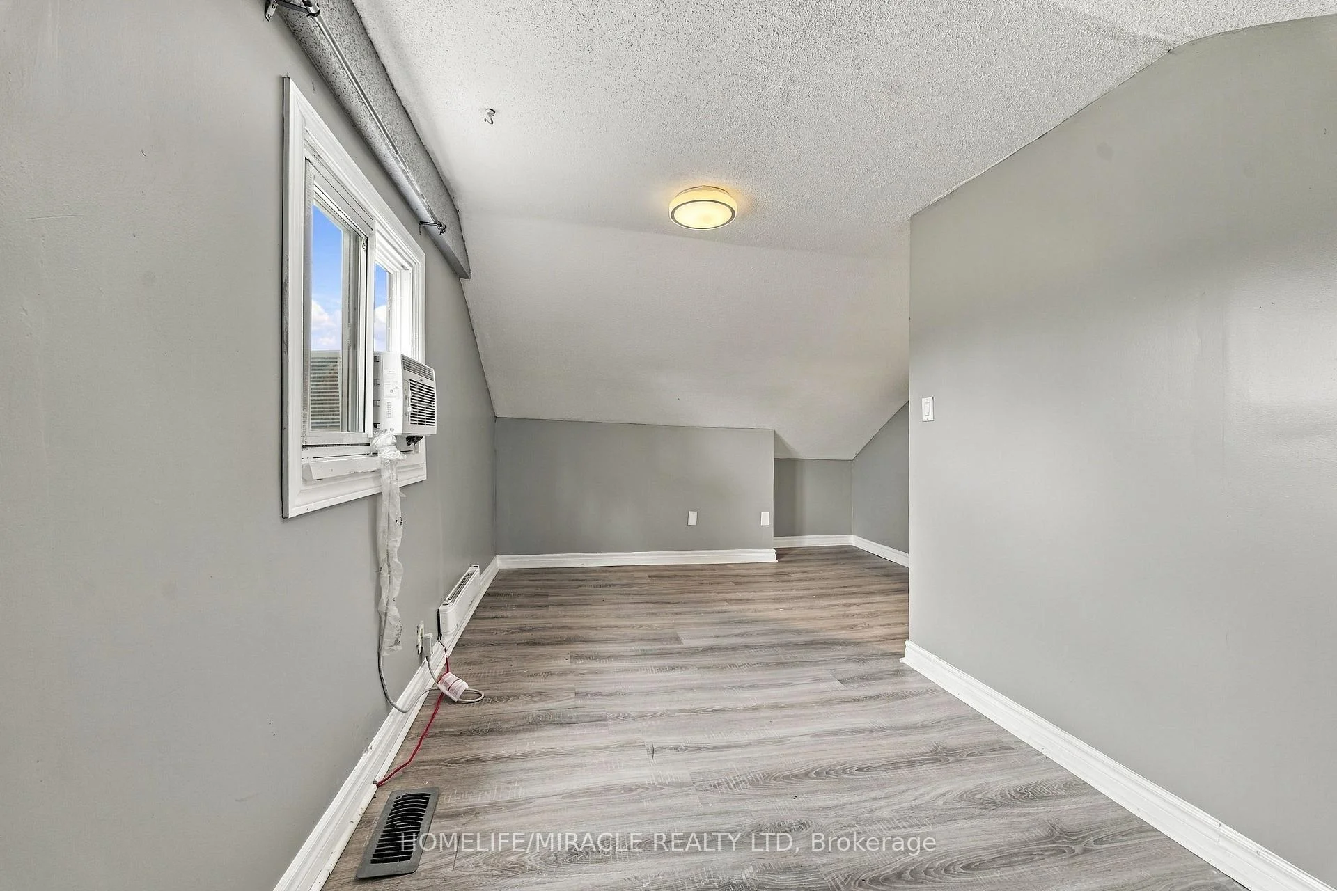 Photo 47 of 2019 Hamilton Road, Quinte West, Sidney Ward — HOMEH