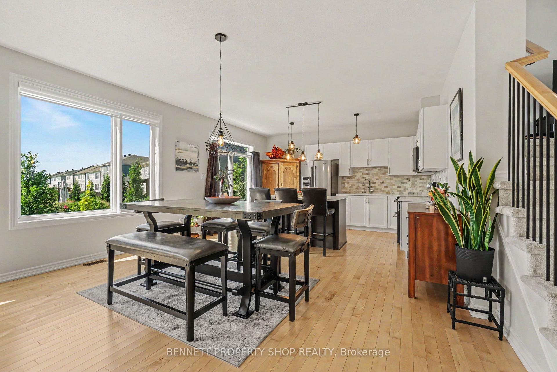 Photo 4 of 153 Point Prim Crescent, Ottawa, Barrhaven - Heritage Park — HOMEH