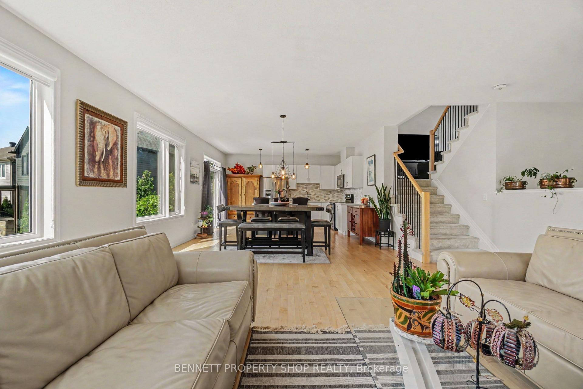 Photo 13 of 153 Point Prim Crescent, Ottawa, Barrhaven - Heritage Park — HOMEH