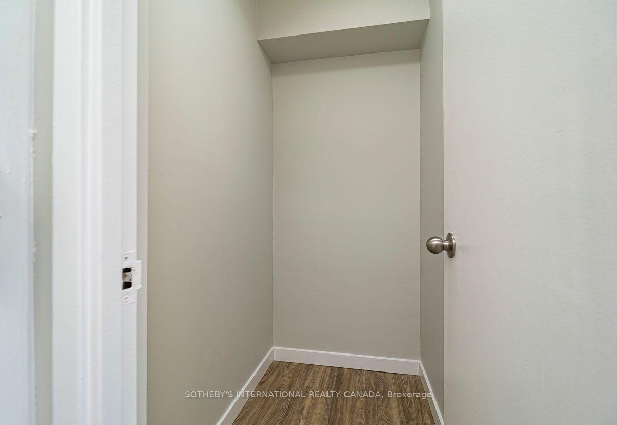Photo 9 of Unit 1004, 720 Spadina Avenue, Toronto, University — HOMEH