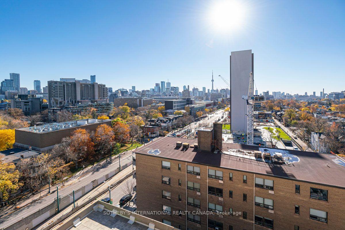 Photo 16 of Unit 1004, 720 Spadina Avenue, Toronto, University — HOMEH