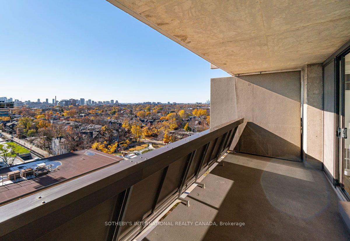 Photo 14 of Unit 1004, 720 Spadina Avenue, Toronto, University — HOMEH