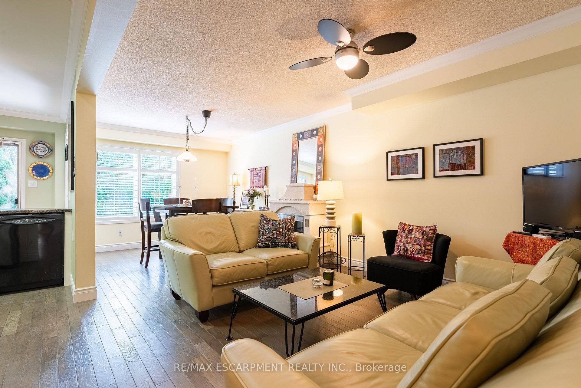Photo 14 of Unit 20, 1276 Silvan Forest Drive, Burlington, Tansley — HOMEH