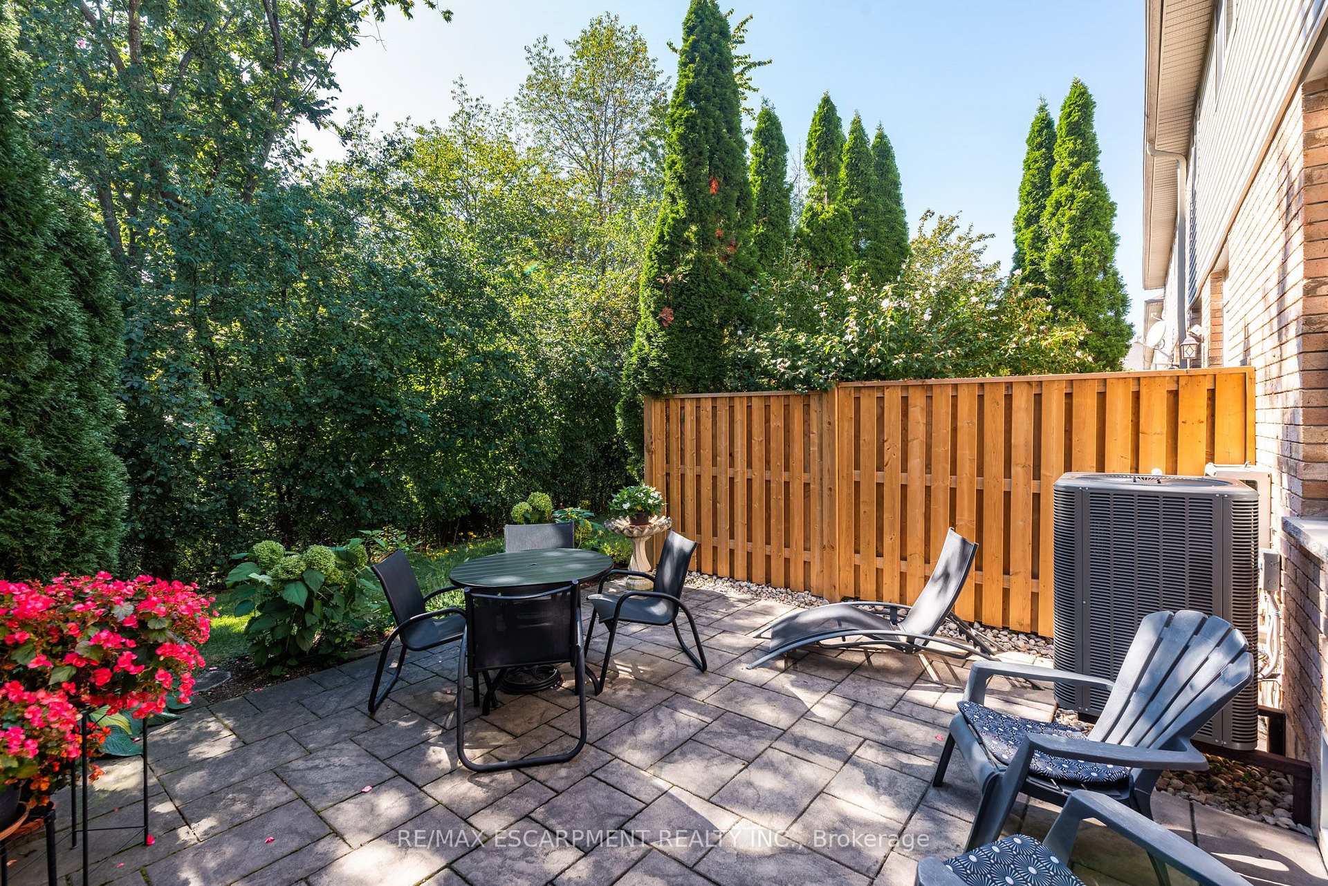 Photo 39 of Unit 20, 1276 Silvan Forest Drive, Burlington, Tansley — HOMEH