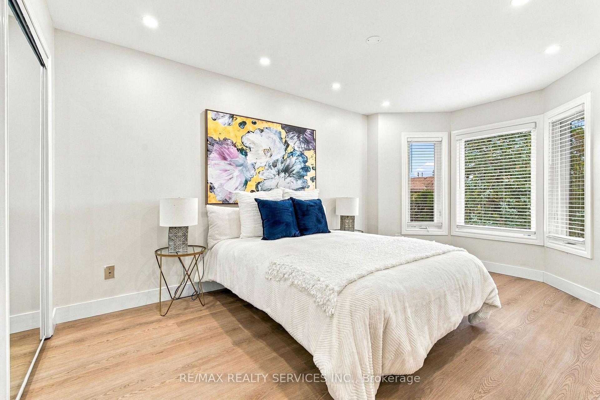 Photo 29 of 6 Scarbell Drive, Scarborough, Highland Creek — HOMEH
