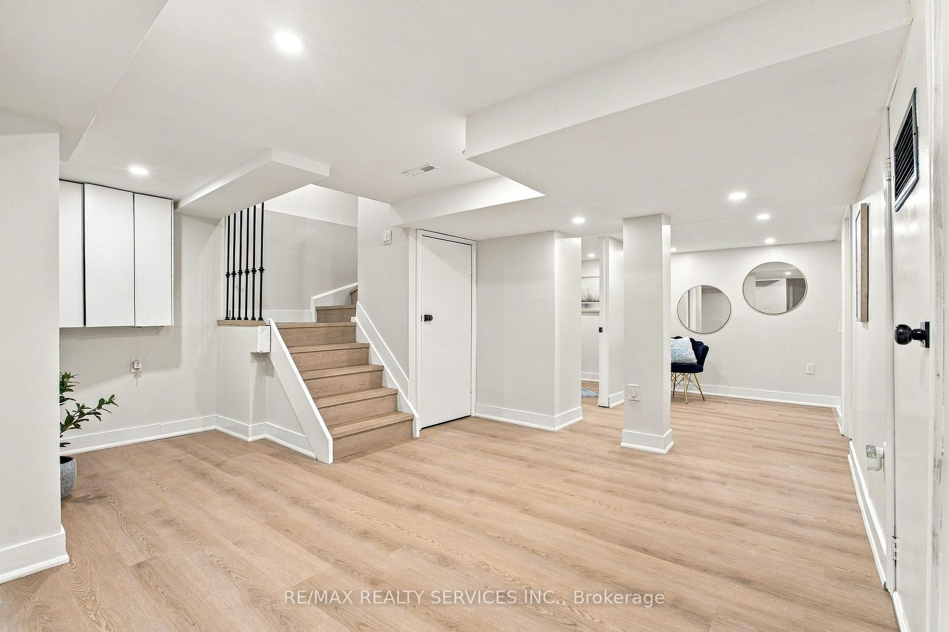 Photo 34 of 6 Scarbell Drive, Scarborough, Highland Creek — HOMEH