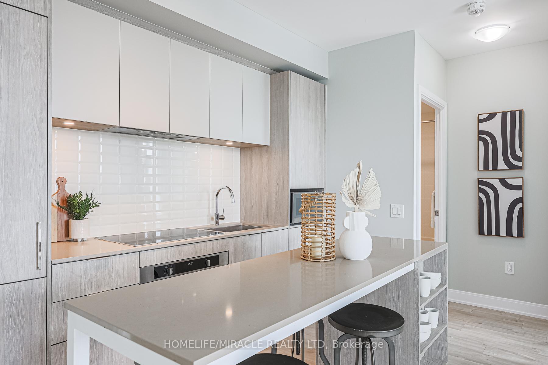 Photo 15 of Unit 1110, 65 Annie Craig Drive, Etobicoke, Mimico — HOMEH