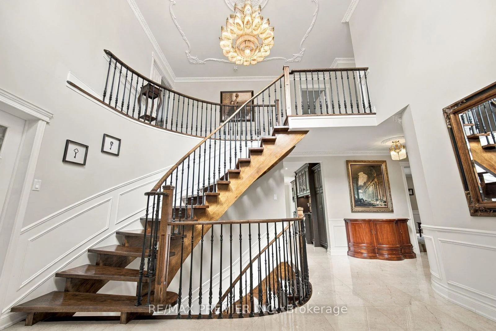 Photo 8 of 98 Cairnburg Place, Vaughan, Islington Woods — HOMEH