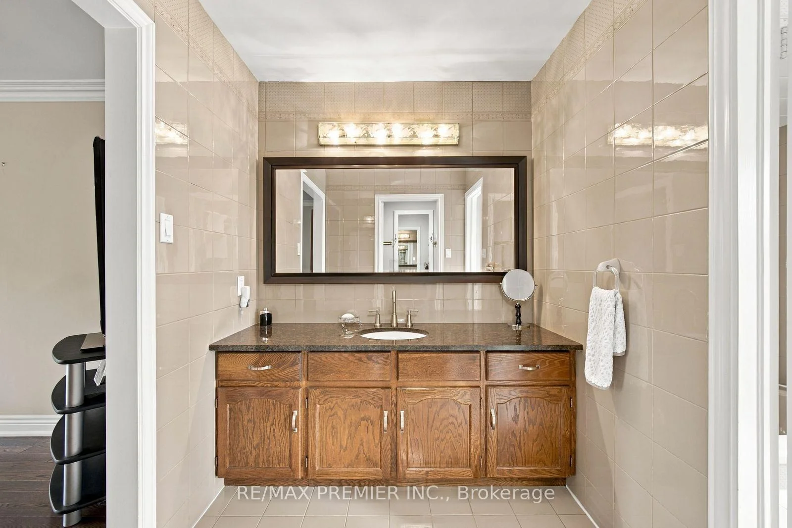 Photo 33 of 98 Cairnburg Place, Vaughan, Islington Woods — HOMEH